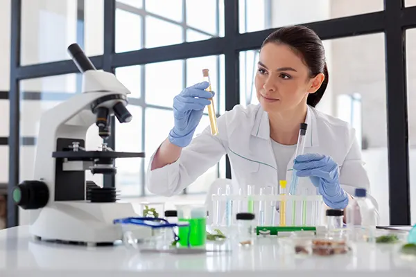 doctor-lab